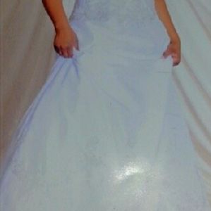 Wedding dress